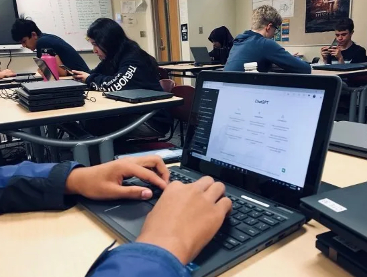 Should Schools Embrace AI for Learning or Limit its Use?